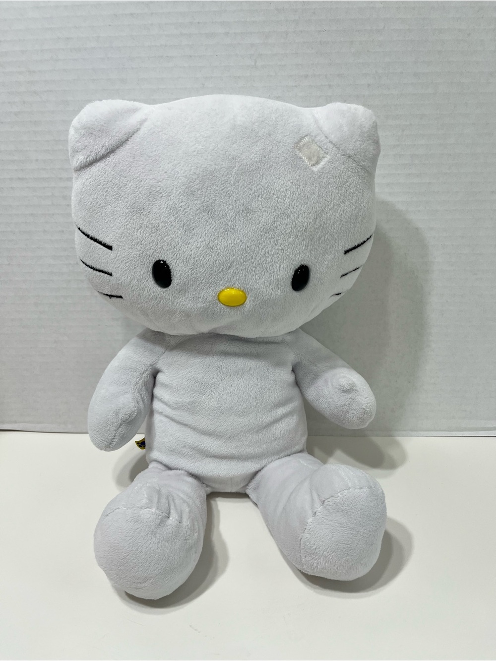 BUILD A BEAR Hello Kitty plush stuffed animal white 18” tall